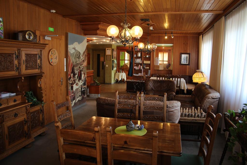 Hotel Alphubel Зас-Фе Экстерьер фото